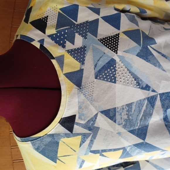 CHRISTIPHER & BANKS LONG SLEEVES PETITE TEE TOP - Picture 2 of 7